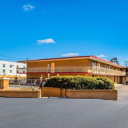 Econo Lodge Inn & Suites Macon Eksteriør bilde