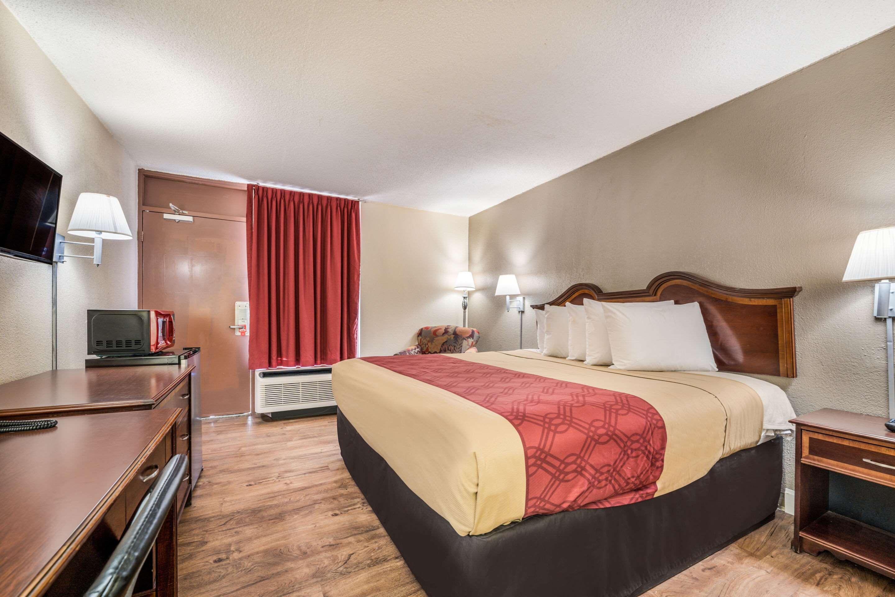 Econo Lodge Inn & Suites Macon Eksteriør bilde