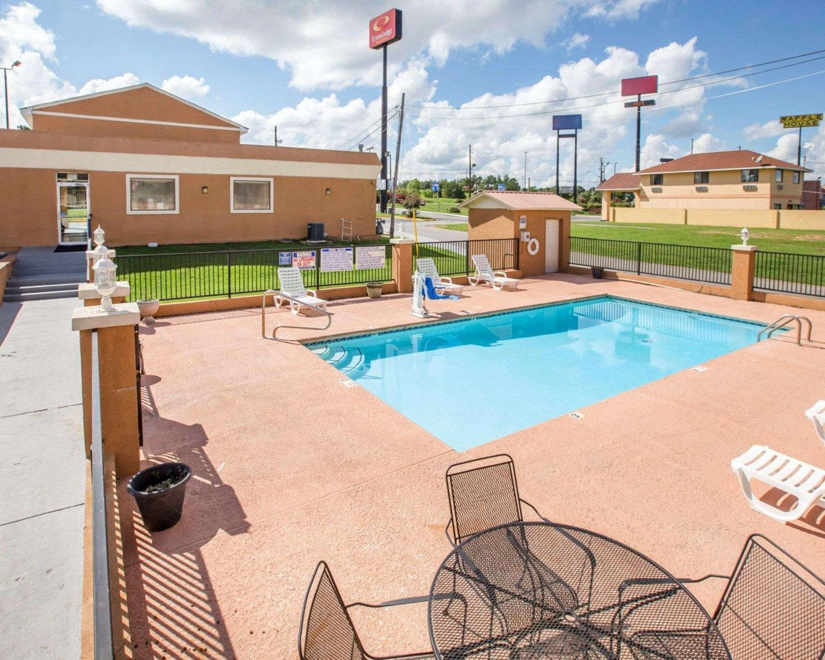 Econo Lodge Inn & Suites Macon Eksteriør bilde